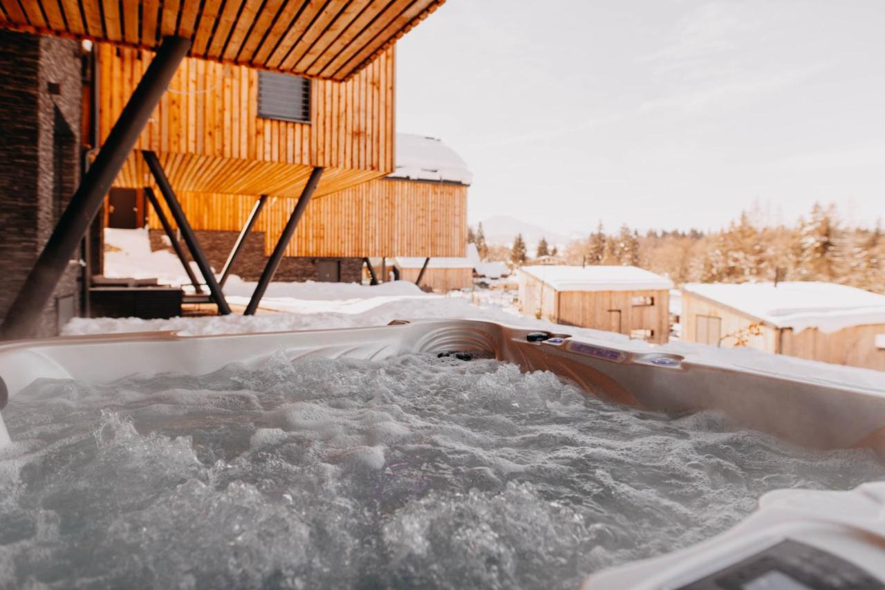 Skri Chalets Ліптовський Мікулаш Екстер'єр фото